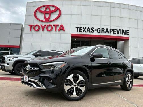 Night Black 2025 Mercedes-Benz GLA 250 4MATIC