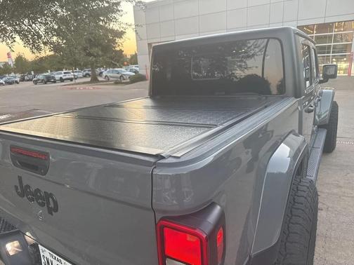 2022 Jeep Gladiator Altitude 4x4