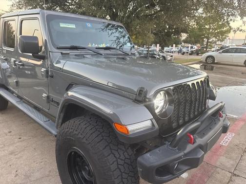 2022 Jeep Gladiator Altitude 4x4