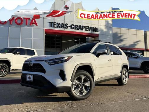 2025 Toyota RAV4 Hybrid XLE