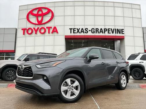 2023 Toyota Highlander LE