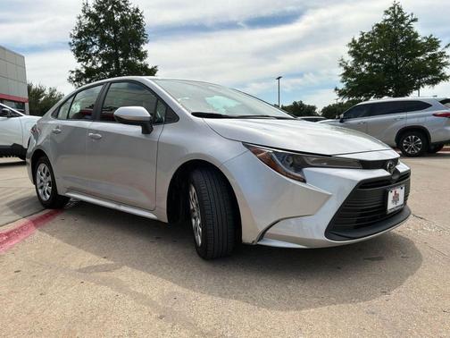 Classic Silver Metallic 2025 Toyota Corolla LE