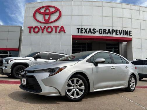 Classic Silver Metallic 2025 Toyota Corolla LE
