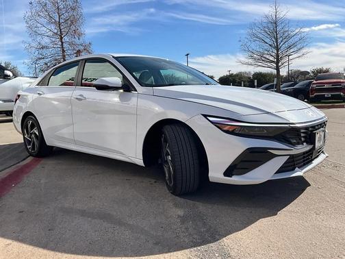 2025 Hyundai ELANTRA HEV Limited