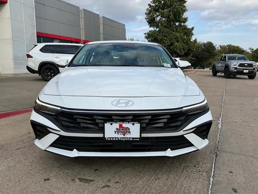 2025 Hyundai ELANTRA HEV Limited