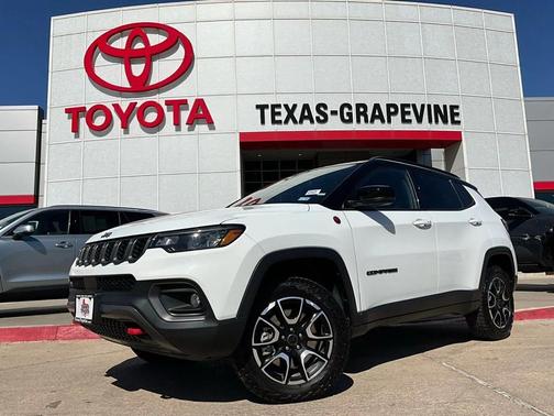 2025 Jeep Compass Trailhawk