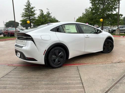 Wind Chill Pearl 2026 Toyota Prius Plug-In Hybrid SE