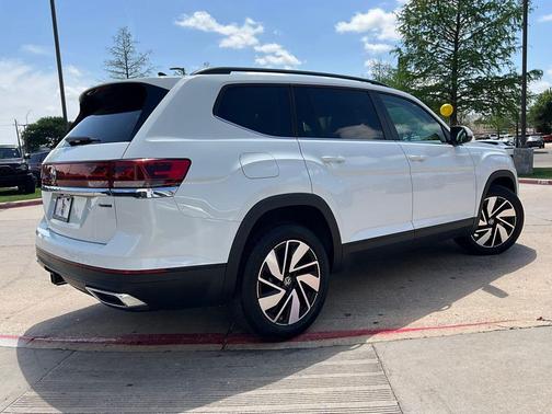 2025 Volkswagen Atlas 2.0T SE w/Technology 4MOTION