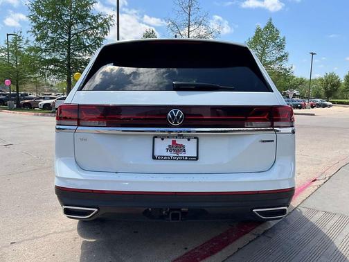 2025 Volkswagen Atlas 2.0T SE w/Technology 4MOTION