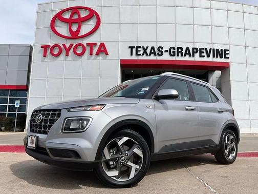 2025 Hyundai VENUE SEL