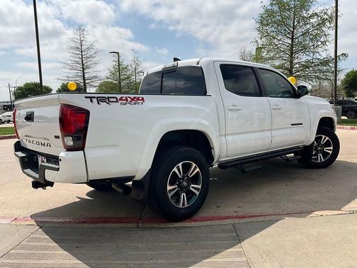 2019 Toyota Tacoma TRD Sport