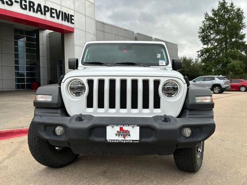Bright White Clearcoat 2021 Jeep Wrangler Unlimited Sport