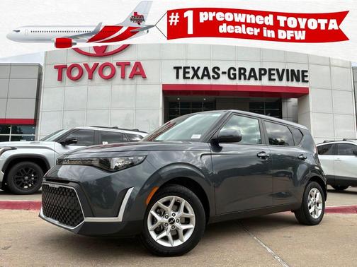 Gravity Gray 2025 Kia Soul LX