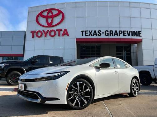 2025 Toyota Prius L