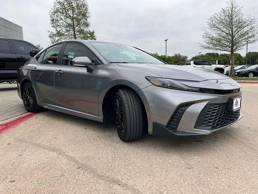 Heavy Metal 2025 Toyota Camry SE