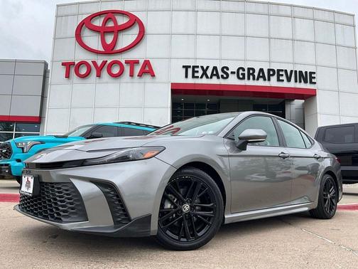 Heavy Metal 2025 Toyota Camry SE