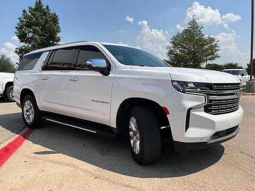 2023 Chevrolet Suburban Premier
