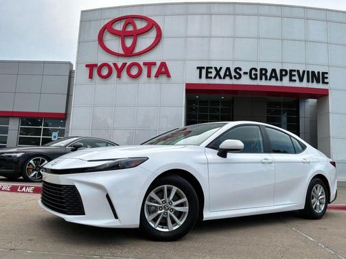 Ice Cap 2025 Toyota Camry LE