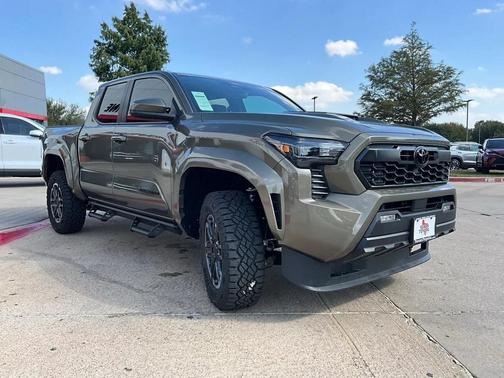 2025 Toyota Tacoma TRD Sport
