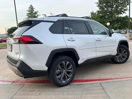 2025 Toyota RAV4 Hybrid Limited