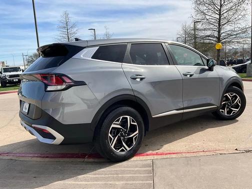 2025 Kia Sportage LX