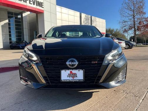 2025 Nissan Altima SR FWD