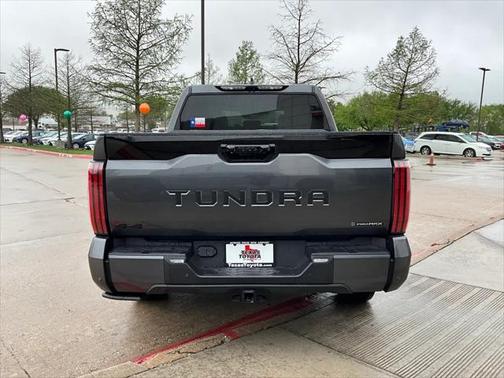 2025 Toyota Tundra Hybrid Platinum