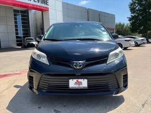 2018 Toyota Sienna SE