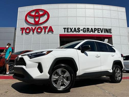 2024 Toyota RAV4 Hybrid LE
