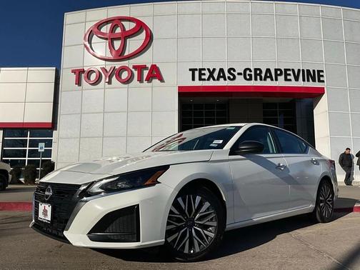 2025 Nissan Altima 2.5 SV