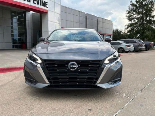 Gun Metallic 2025 Nissan Altima 2.5 SV