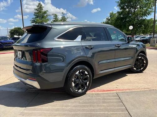 2024 Kia Sorento S