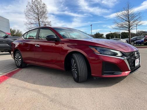 2025 Nissan Altima 2.5 SV