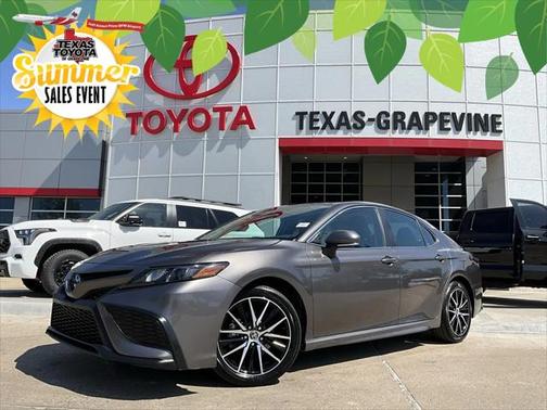 2024 Toyota Camry SE