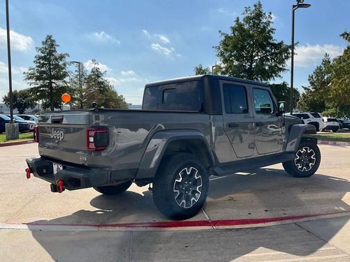 2020 Jeep Gladiator Overland