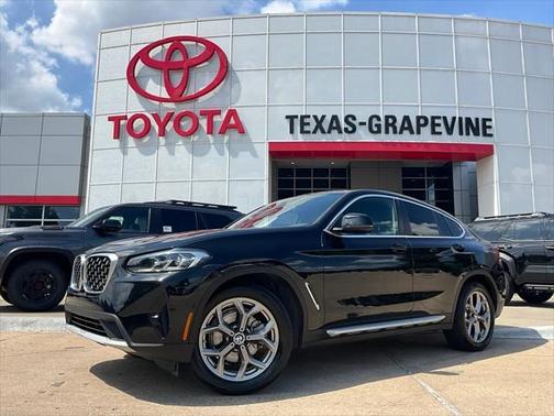 2024 BMW X4 xDrive30i