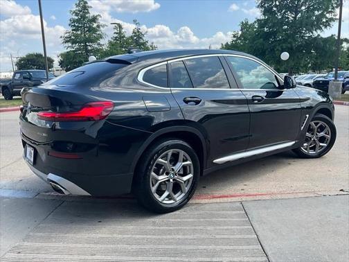 2024 BMW X4 xDrive30i