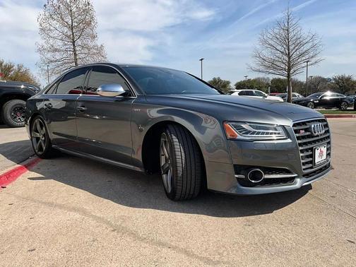 2016 Audi S8 4.0T