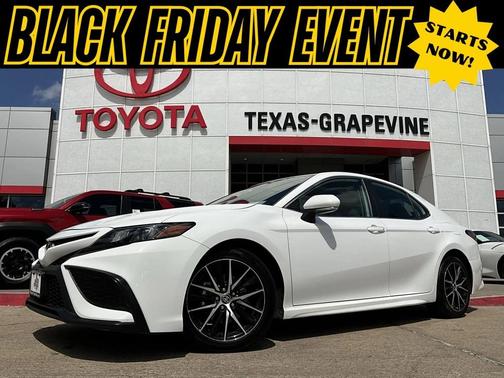 2024 Toyota Camry SE