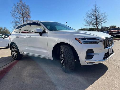 2022 Volvo XC60 B5 Inscription