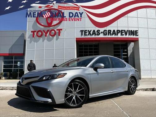 2024 Toyota Camry SE
