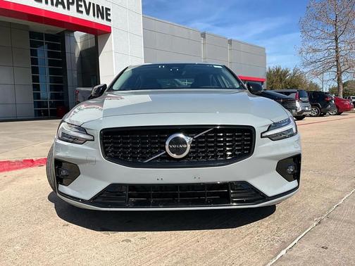 2025 Volvo S60 B5 Core