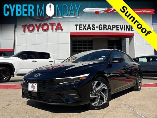 2025 Hyundai ELANTRA SEL