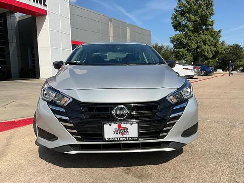 2024 Nissan Versa 1.6 S
