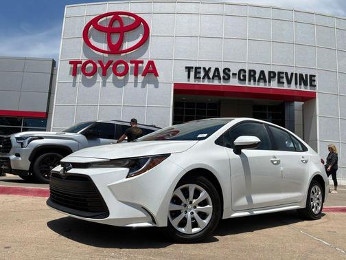 Wind Chill Pearl 2026 Toyota Corolla LE