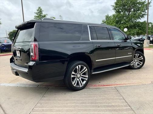 2017 GMC Yukon XL Denali