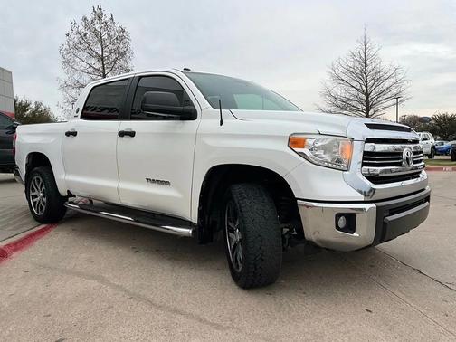 2017 Toyota Tundra SR5