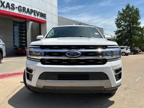 Oxford White 2024 Ford Expedition Limited