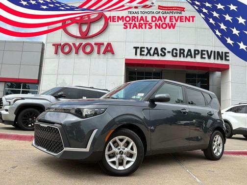 Gravity Gray 2025 Kia Soul LX