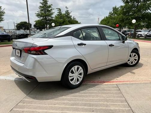 2024 Nissan Versa 1.6 S